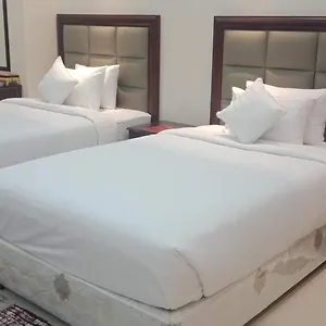 the-royal-paradise.hotels-in-dhaka.com/